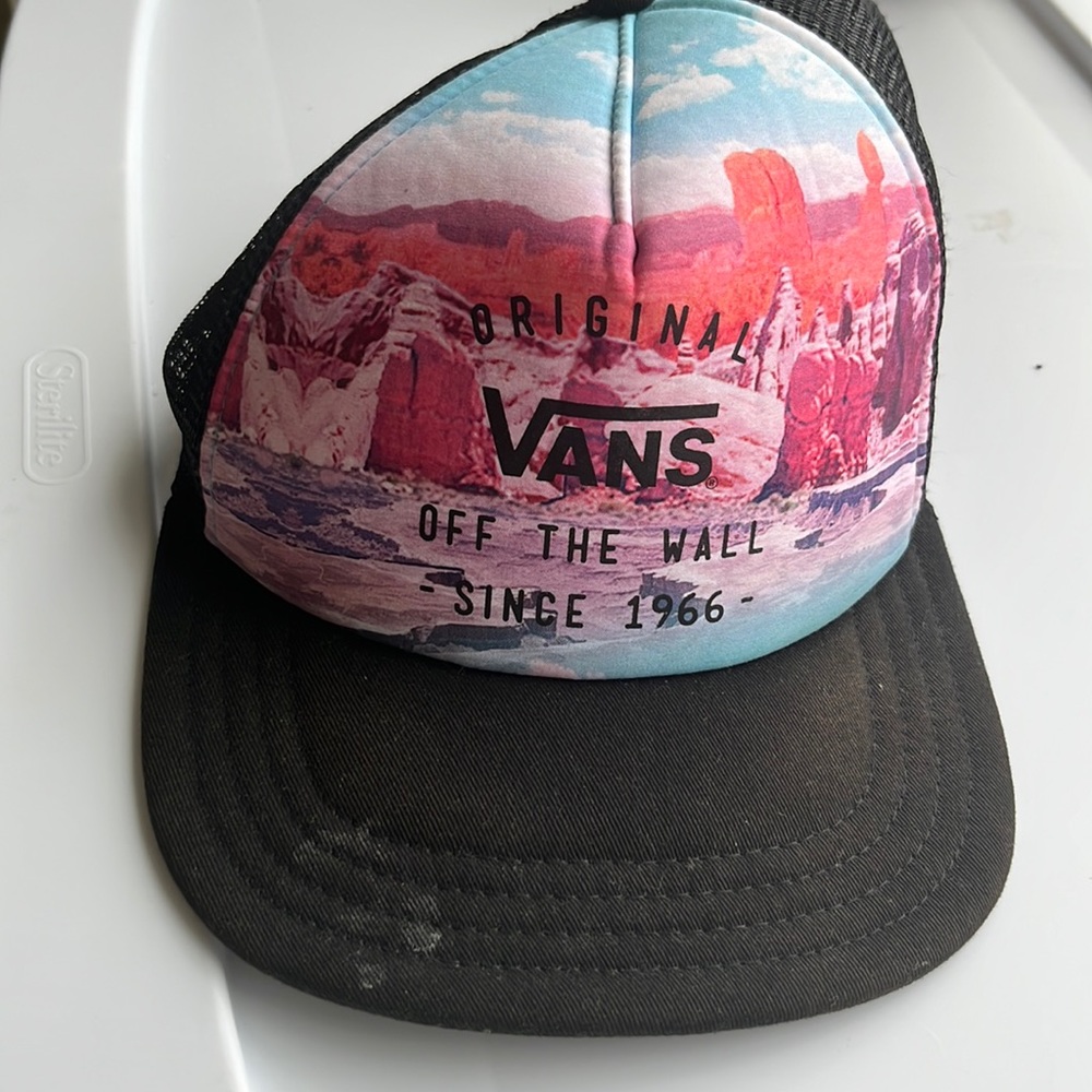 Vans hat gently used
